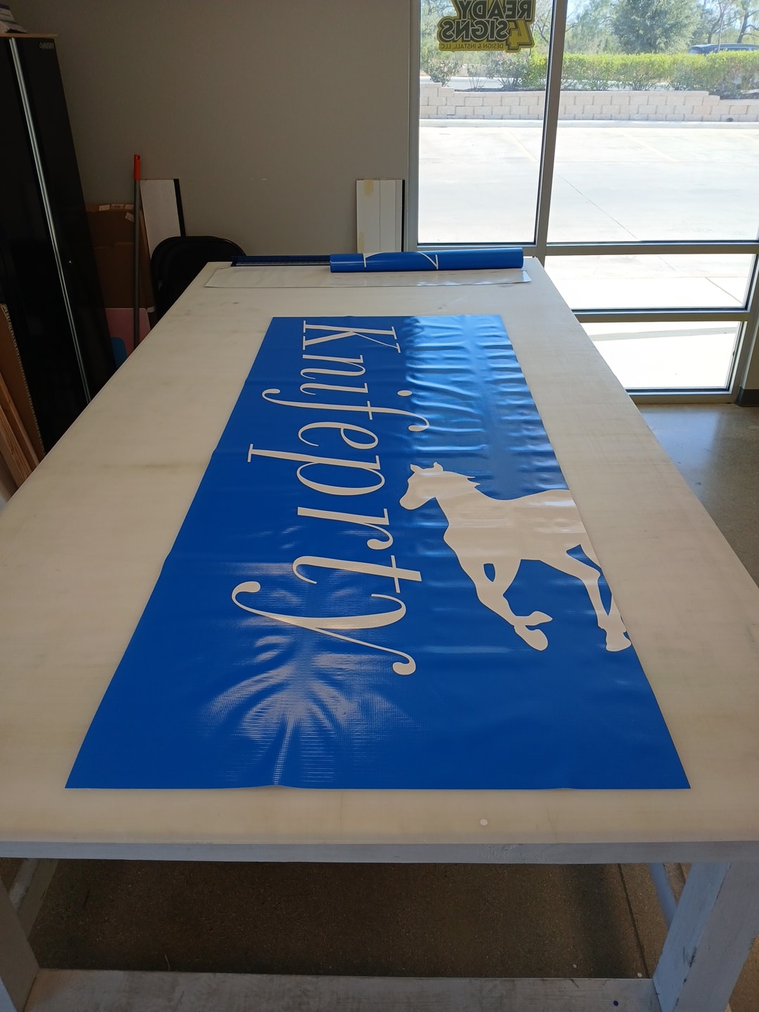 Knifedpty Banner